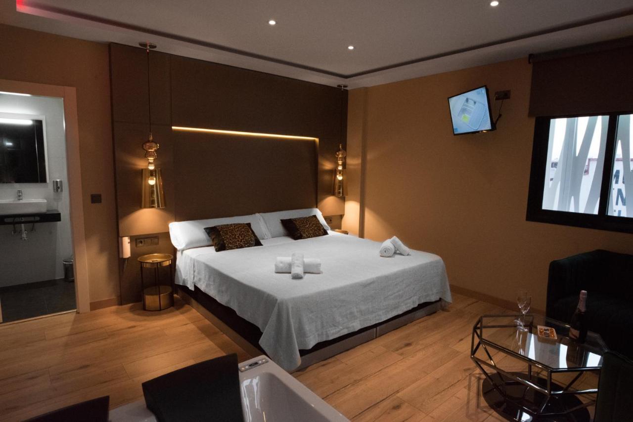 Daos Suites & Terrace Marbellac Extérieur photo