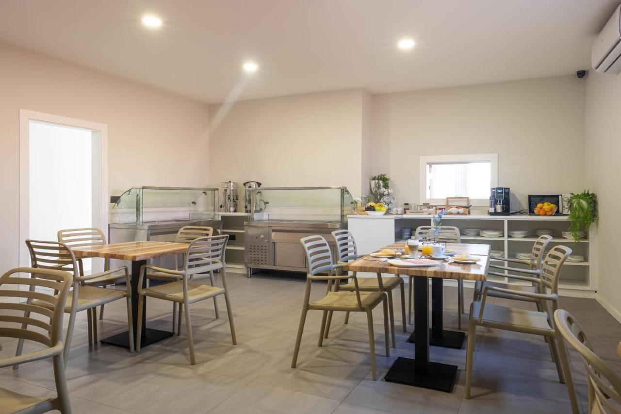 Daos Suites & Terrace Marbellac Extérieur photo